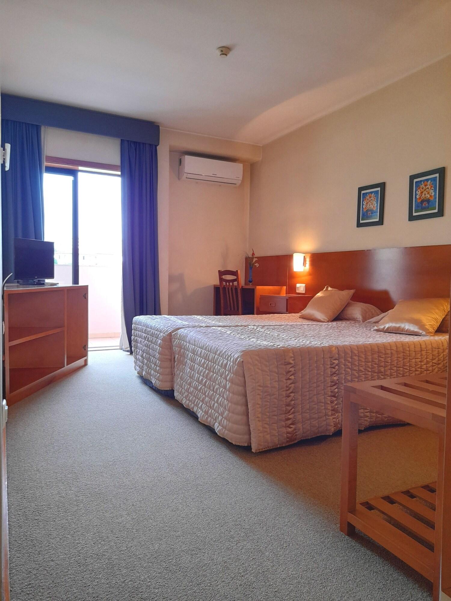 Hotel Das Taipas غيمارايش المظهر الخارجي الصورة